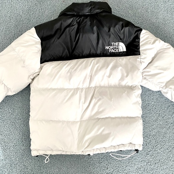 The North Face White 1996 Retro Nutpse Puffer Jacket - Picture 3 of 6